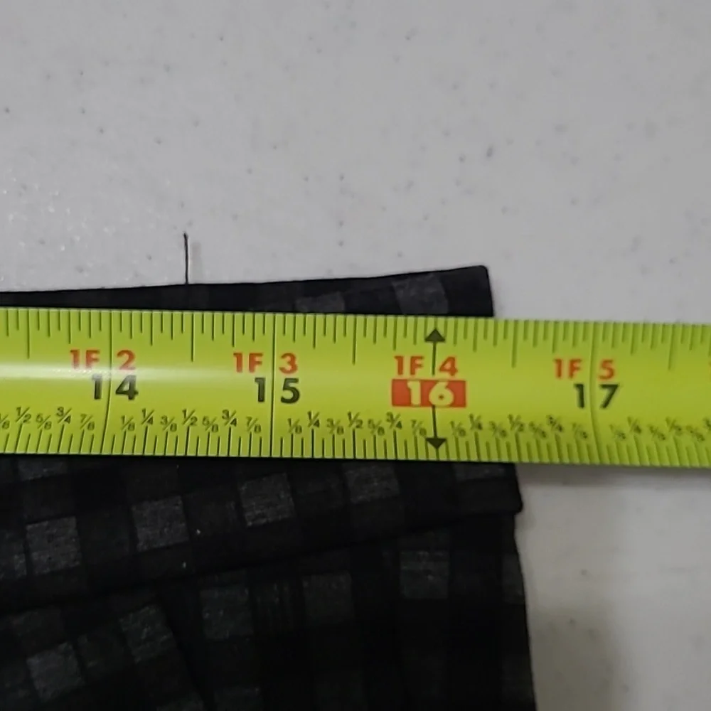 Kut from the Kloth women's checkered skinny fit pants in black and gray size 8 - Picture 7 of 11